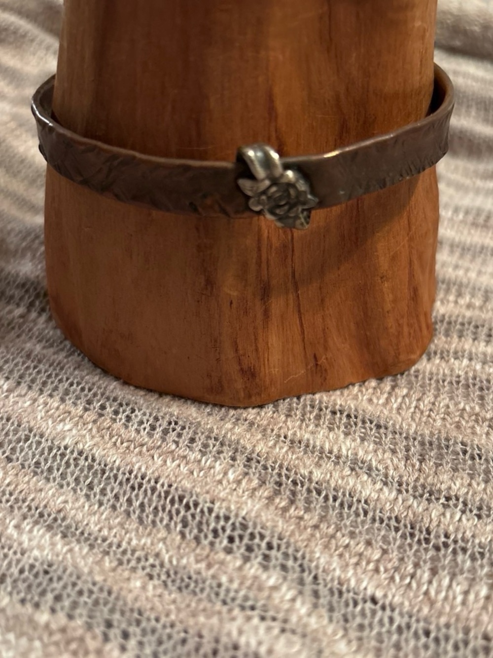 Hammered copper Floral Accent Bracelet - Women Jewelry Bracelets